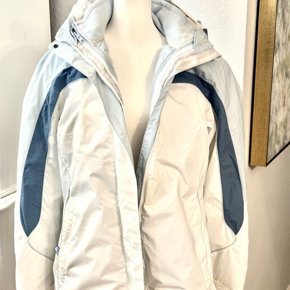 Columbia Women’s Interchange Size Medium. Outer Shell and Fleece Lining - Picture 3 of 8